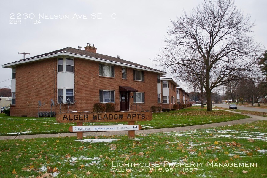 Primary Photo - 2230 Nelson Ave SE