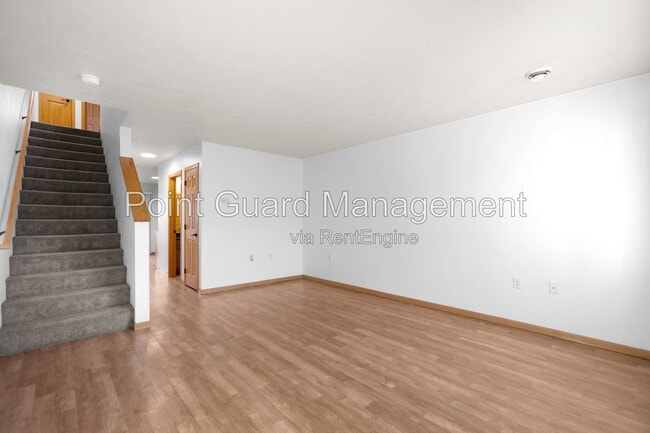 Foto del edificio - 2600 N Career Ave