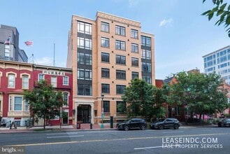 Building Photo - 809 6th St NW