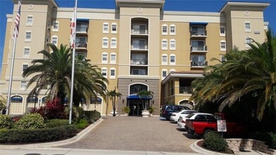 Building Photo - 1064 N Tamiami Trl