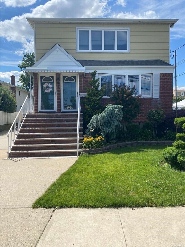 Primary Photo - 73 5th Ave