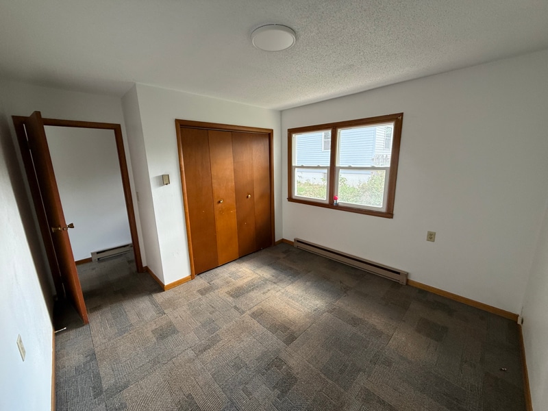 Building Photo - 208 Locust St