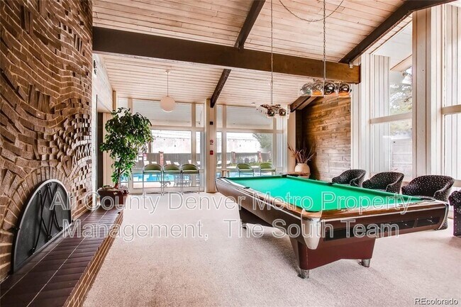 Foto del edificio - 6495 Happy Canyon Rd