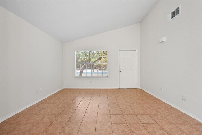 Foto del edificio - 9711 Curlew Dr