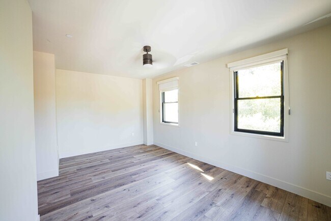 Foto del edificio - Rhine House Lofts