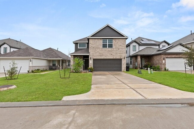 Building Photo - 23631 Rainbow Eucalyptus Dr