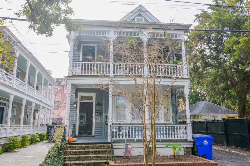 7 Bee St Unit B, Charleston, SC 29403 Condo for Rent in Charleston, SC