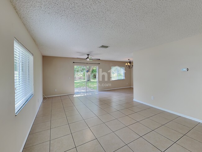 Foto del edificio - 12964 Fennway Ridge Dr