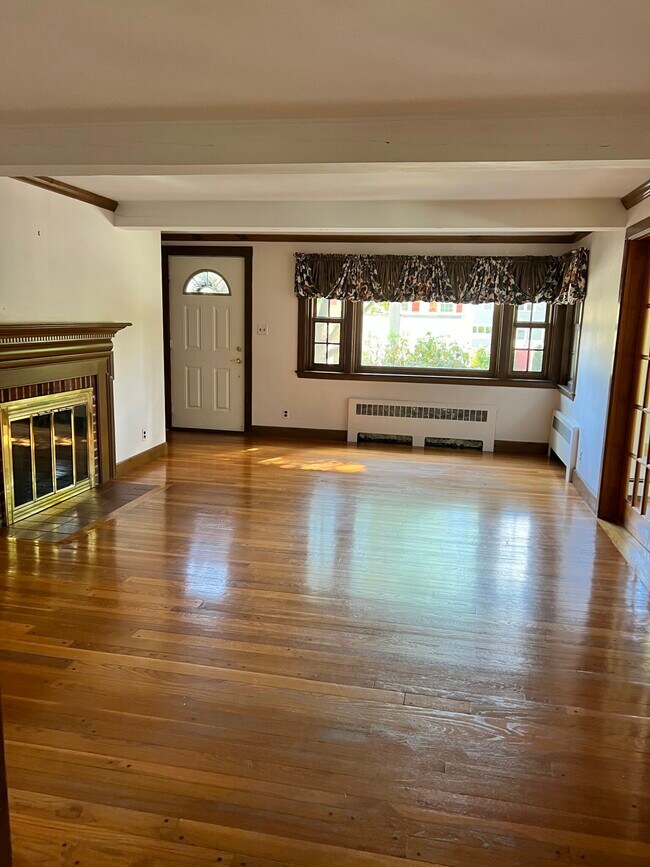 Foto del edificio - 108 Arlington St