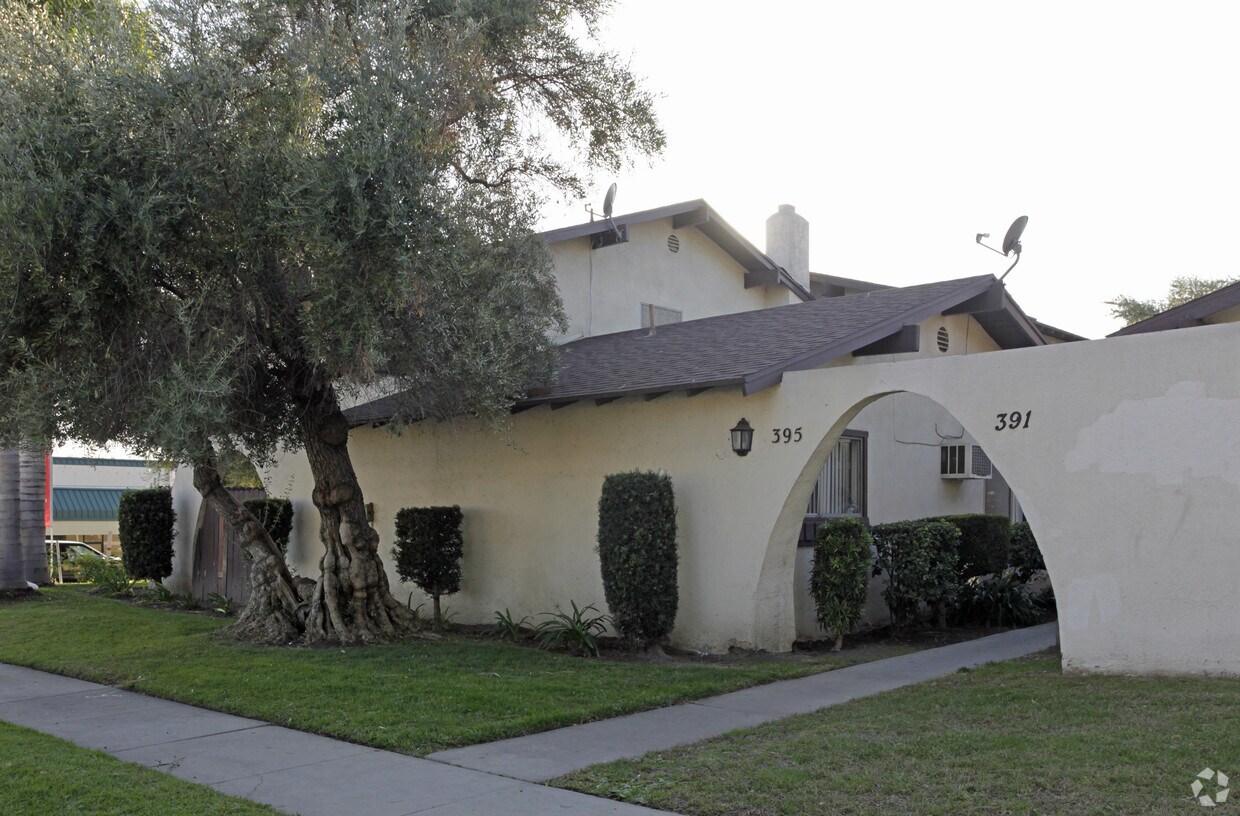 Foto del edificio - 391-395 Stillman Ave