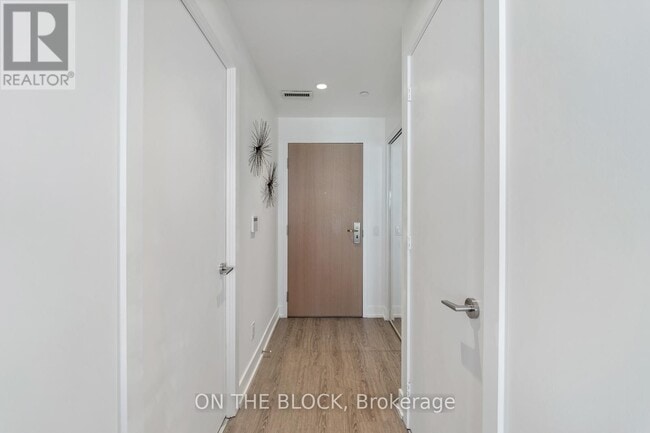 Building Photo - 7-5307 Grenville St