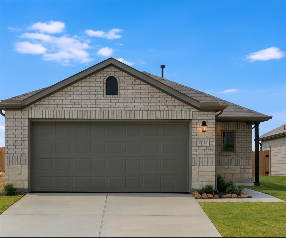 Primary Photo - 17311 Ridge Dr