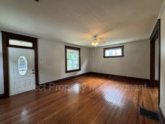 Foto del edificio - 317 W Wildwood Ave