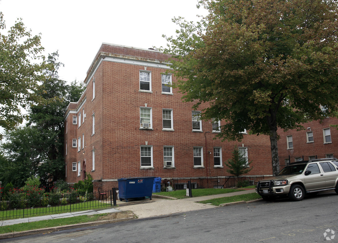 1435 Sheridan St NW, Washington, DC 20011 Apartments - Washington, DC