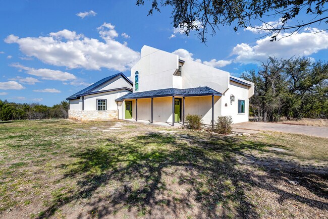 Front elevation - 1518 Anaconda Trl