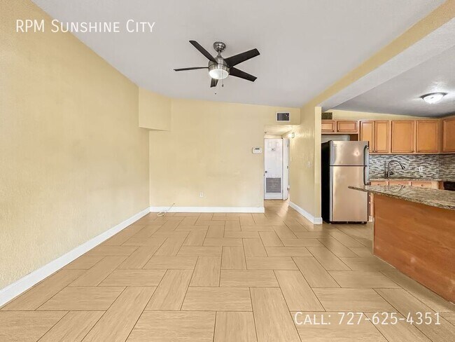 Foto del edificio - 9129 82nd Way