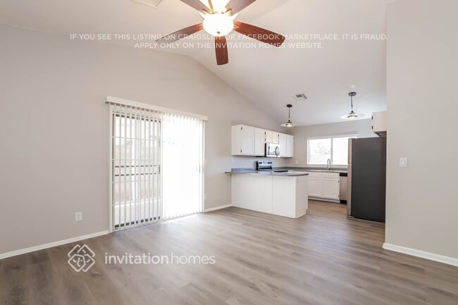 Foto del edificio - 907 W Ross Ave