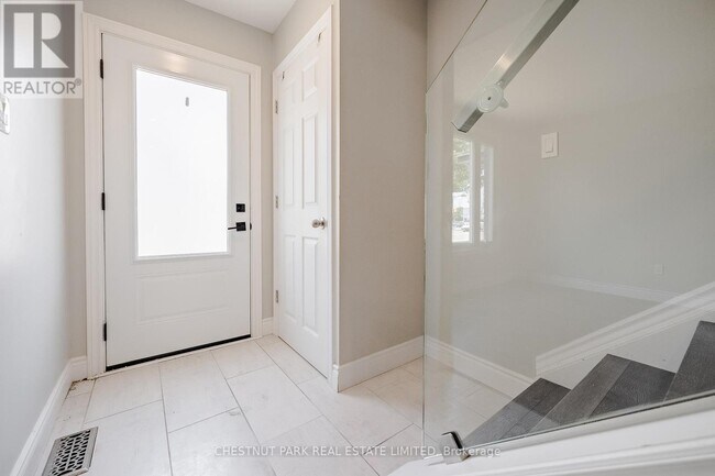 Photo du bâtiment - 1435 Leighland Rd