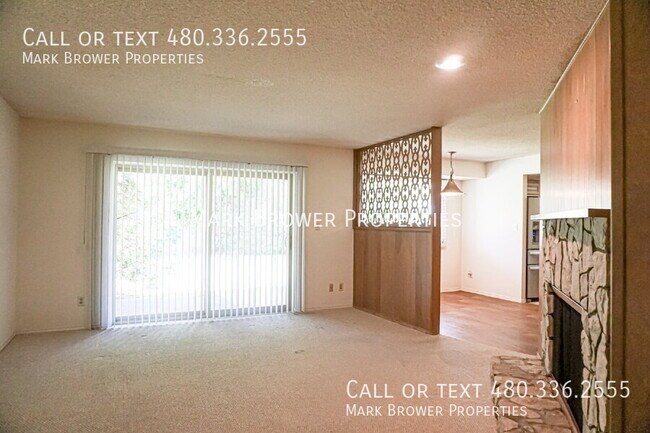 Foto del edificio - 8726 E Sells Dr