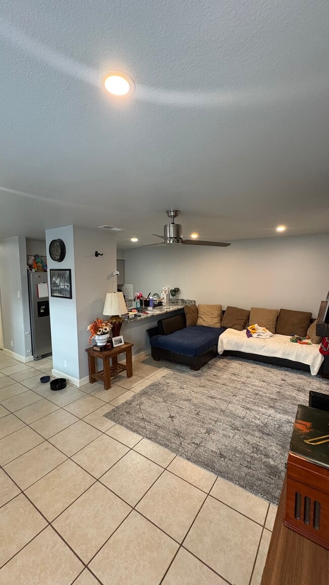 Building Photo - 6809 Blue Dawn Trl