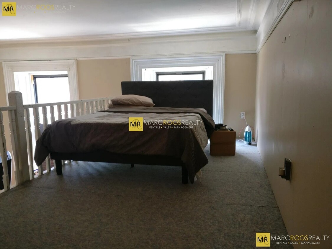 Building Photo - 270 Beacon St