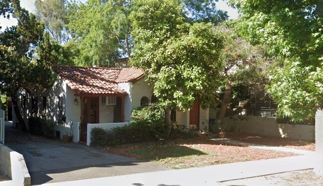 Building Photo - 4448-4450 Avocado St