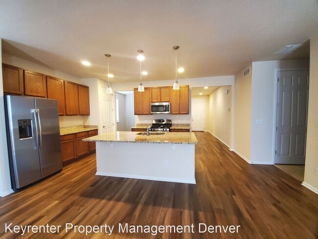Foto del edificio - 2 br, 2 bath House - 10405 Yosemite St