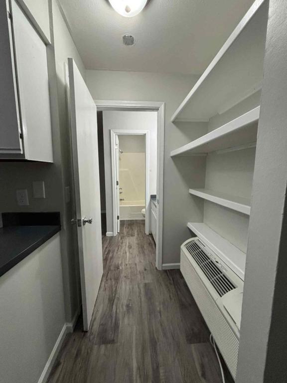 Foto del edificio - 1612 Tippecanoe Dr