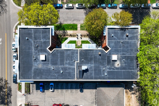 Building Photo - The Tazewell Condominiums