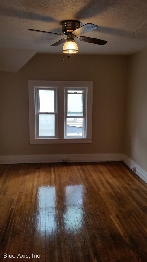 Primary Photo - 21 Edmonds St