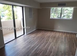 Building Photo - 2201 Brickell Ave