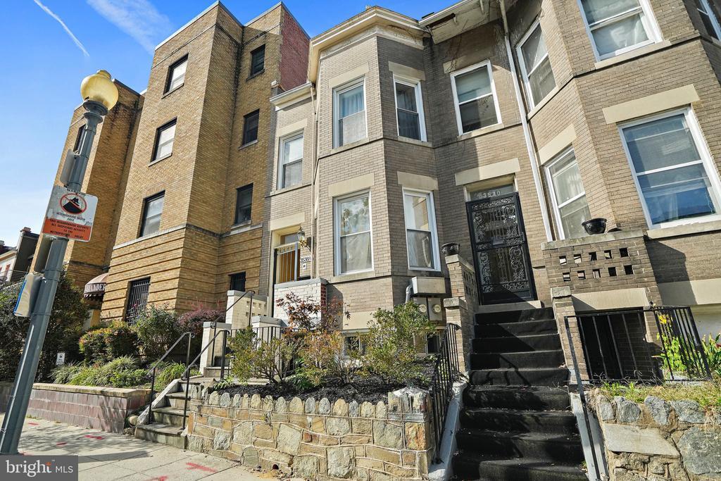 Primary Photo - 3538 10th St NW