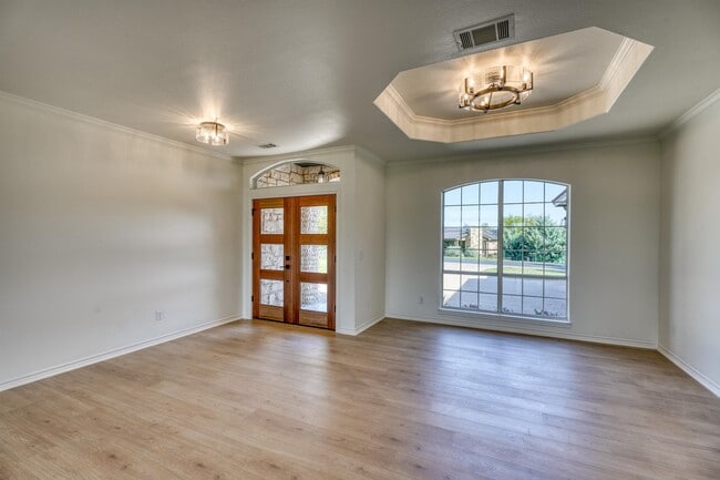 Building Photo - 1100 Broken Hills Dr