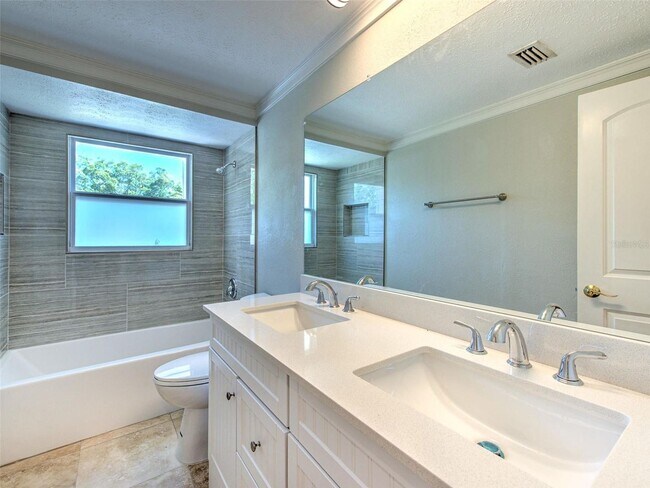 Building Photo - South Tampa single family
