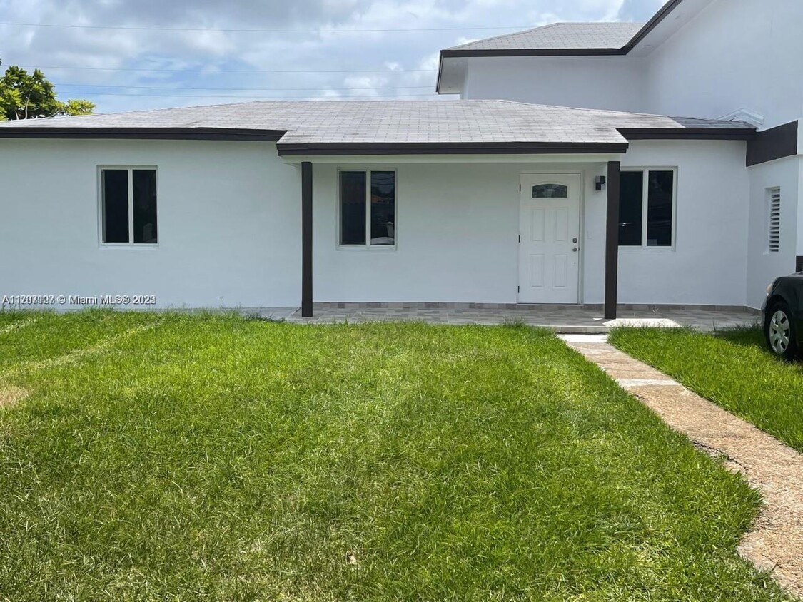Foto principal - 7400 SW 39th St