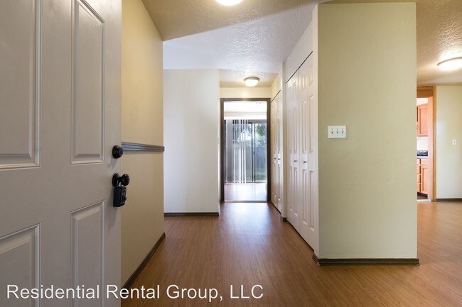 Foto del edificio - 3 br, 2 bath House - 1457 NE Kathryn St