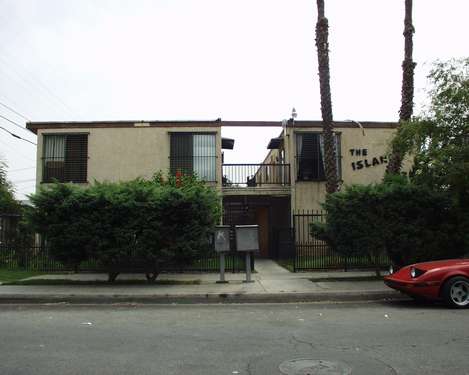 Building Photo - The Islander
