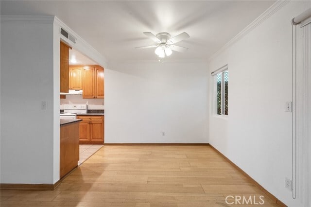 Foto del edificio - 5412 Lindley Ave