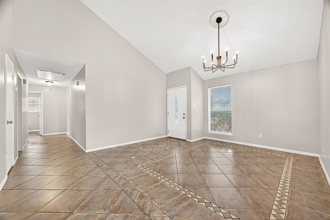 Building Photo - 21318 Park Brook Dr