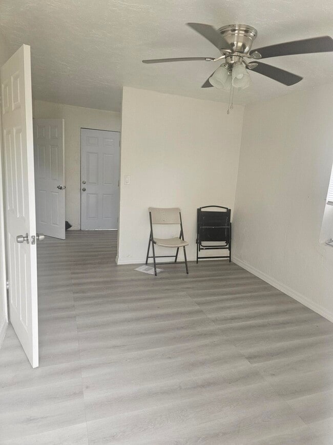 Foto del edificio - 505 NW 16th Ave