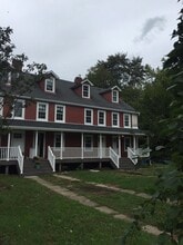 Building Photo - 933 Broad St