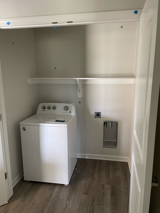 Building Photo - 13344 Fowler Dr