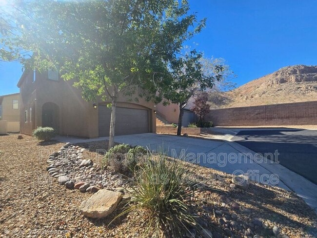 Foto del edificio - 9389 Black Wolf Ave