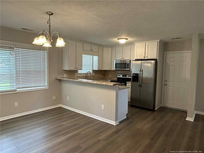 Foto del edificio - 6413 Worthington Dr