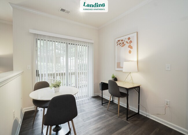 Foto del edificio - 100 Alexan Dr