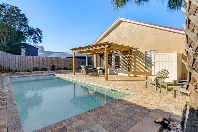 Foto del edificio - 21405 Palm Ave