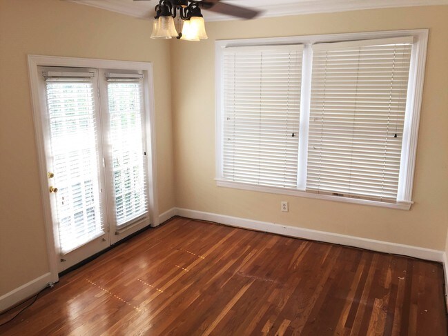 front living room - 2210 State St