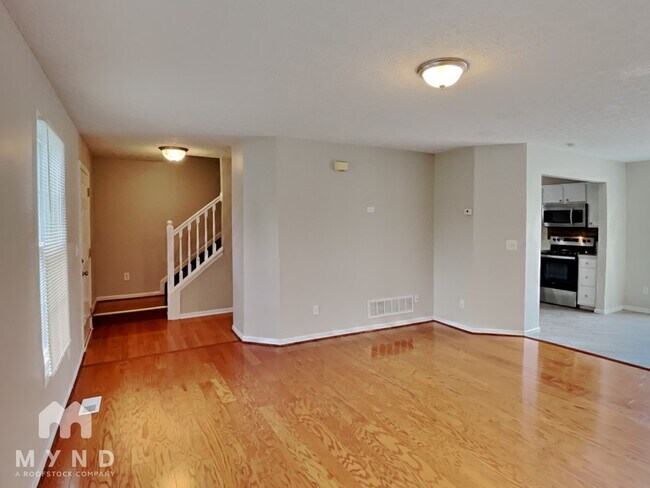 Foto del edificio - 5685 English Rose Dr