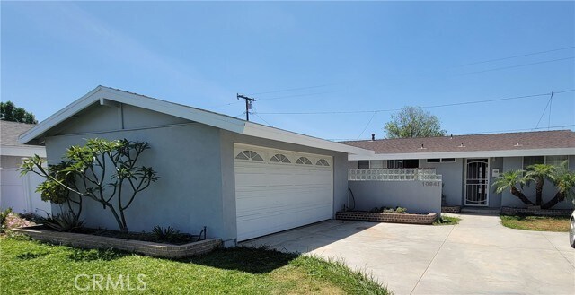 Building Photo - 10941 Groveside Ave