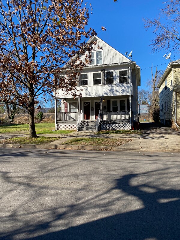 Primary Photo - 75 3rd Ave